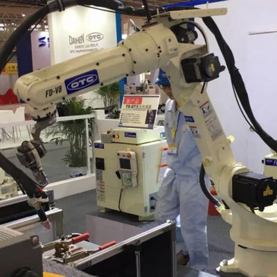 Matériel médical externe du chalumeau DM350 de l'axe FD-V8 de TIG Welding Robot 6