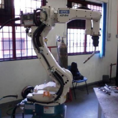 L'autre charge utile du robot FD-B6L 6kg des soudeuses DM350 OTC d'ARC comme machine de soudure