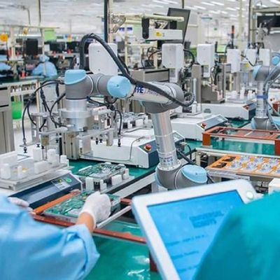 Lightweight Cobot Robot UR 5e With 5KG Payload Manipulator As Robot Collaborative For Pick And Place Machine