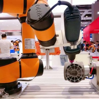Bras de collaboration de robot d'axe d'AUBO i5 6 pour la vis de blocage comme Cobot