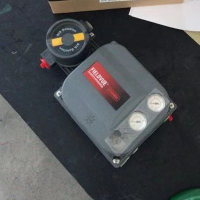 Travail de action de double de FIELDVUE DVC6200 SIS Digital Valve Controller For avec la soupape de commande comme positionneur de valve
