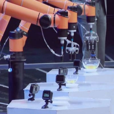 Axe de Cobot AUBO I16 6 pour charger et décharger en tant que robot de collaboration