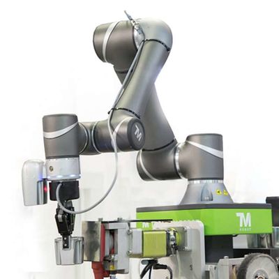 Axe robotique de transfert du bras 6 du robot TM5-900 en tant que robot de collaboration