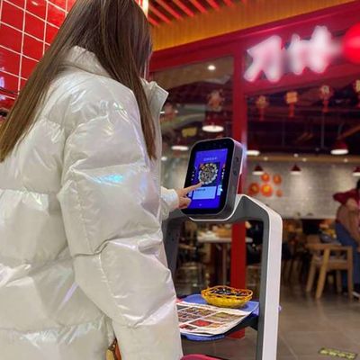 Robot de service d'intelligence artificielle de With AI de serveur de robot de la livraison de nourriture