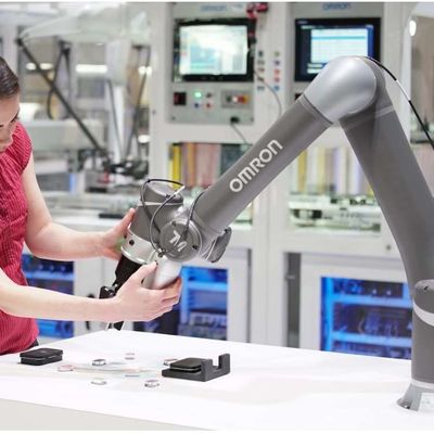 Axe de collaboration TM14 du robot 6 pour le déchargement de chargement en tant que robot de transfert