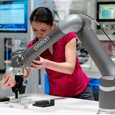 Axe OMRON TM14M With Visual Camera du bras 6 de robot manipulant le robot comme Cobot