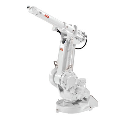 Robot industriel d'ABB IRB 1410 avec le bras robotique industriel de 6 axes avec la machine de soudure de Panasonic automatique
