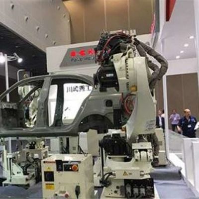 Armure de soudage robotisé 6 axes RA020N avec positionneur de soudage CNGBS comme autre équipement de soudage