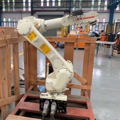 Kawasaki RS010N bras robotique à 6 axes avec positionneur de soudage CNGBS pour robot de soudage