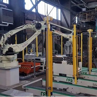 Axe de Palletizer CP300L 4 de bras de robot pour pallettiser en tant que robot de palletisation