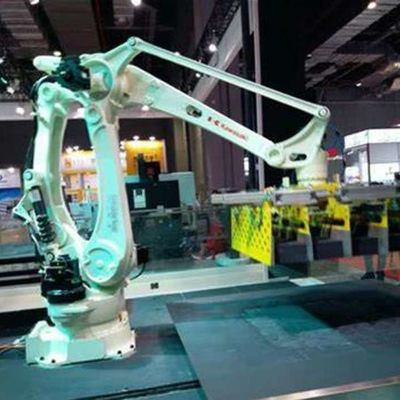 Charge utile robotique 700kg du manipulateur CP700L de bras pour pallettiser les robots industriels