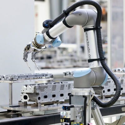 Machine de transfert du bras 6 du robot industriel UR5 d'axe de pince de machines d'équipement robotique universel d'industrie