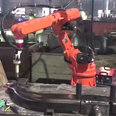 Armement robotique de polissage 6 axes QJR50-1 avec une pince à robot CNGBS pour le polissage du robot de polissage