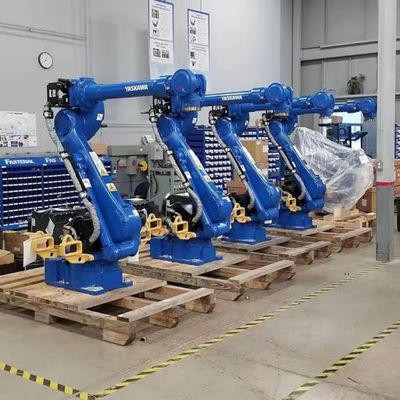 Robot MOTOMAN-GP180 d'Assemblée avec le bras de robot de 6 axes avec la charge utile de pince pour le robot 180kg industriel