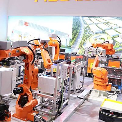 4 charge utile robotique 800kg de Palletizer QJRB800-1 de bras d'axe en tant que robot industriel