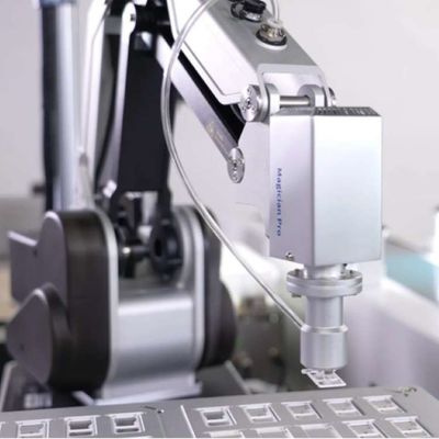 Arm robotique de bureau à 4 axes MG400 Robot Chine avec le robot grippeur CNGBS en tant que robot collaboratif