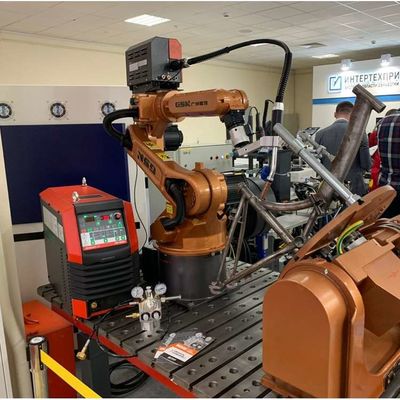 Machine de soudage MIG Artsen CM500 II avec bras de robot CNGBS pour soudage robot CO2