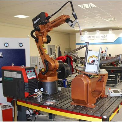 Machine de soudage MIG Artsen CM500 II avec bras de robot CNGBS pour soudage robot CO2