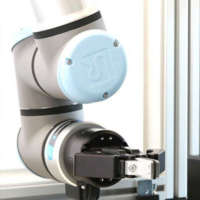 Bras de robot de soudure Cobot UR10e avec le bras robotique universel de chalumeaux pour la machine de soudure de 6 axes