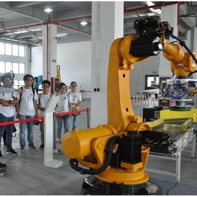 Bras ER50-2100-P de robot de manipulateur pour le moulage mécanique sous pression en tant que robot industriel de 6 axes