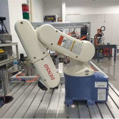 bras robotique universel 6 axes VS-068/087 avec une pince à rouleaux pour le robot industriel