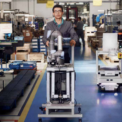 Bras robotique industriel d'Ur3 Cobot avec le système visuel de Cognex de la pince RG6